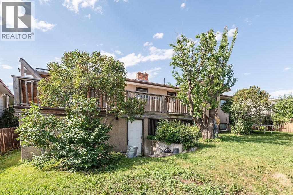 1110 6Th Street S, Invermere, BC - Outdoor With Deck Patio Veranda