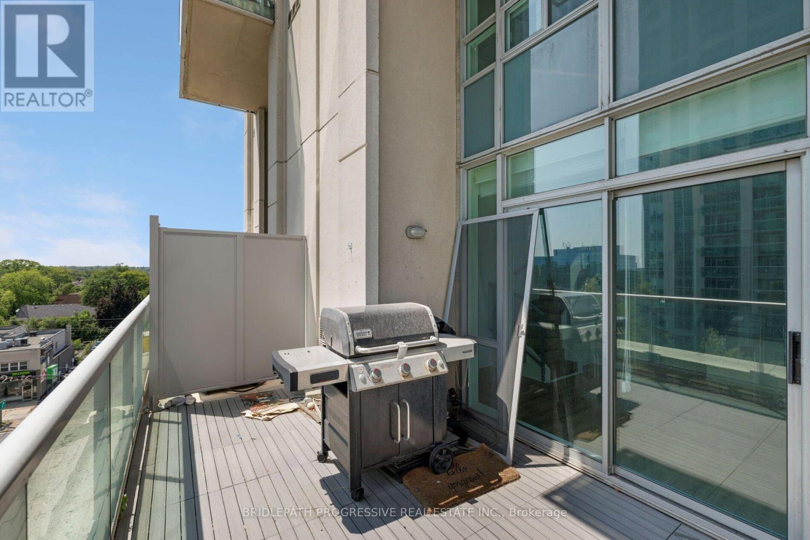 509 - 1 Avondale Avenue, Toronto, ON - Outdoor With Exterior