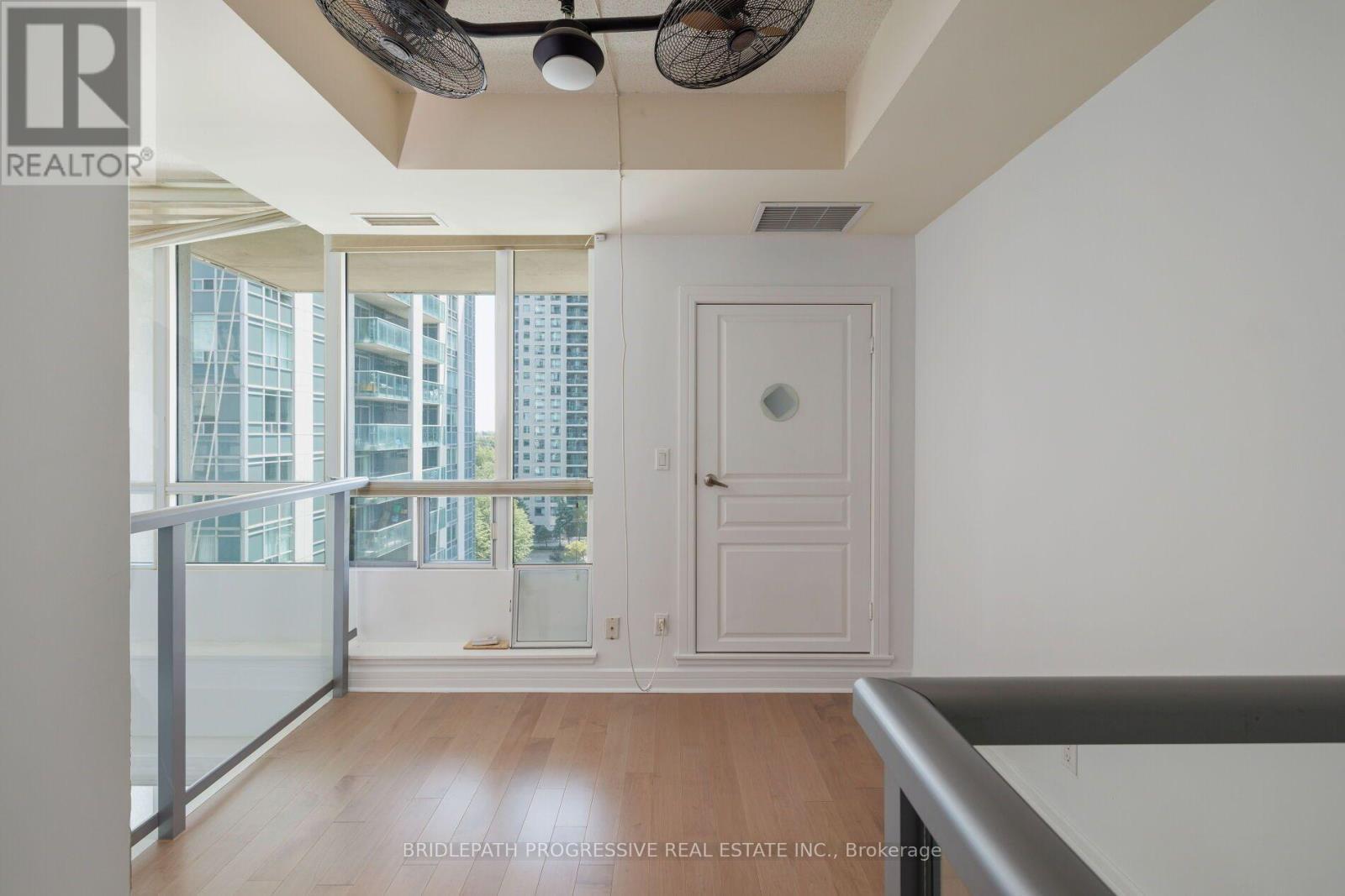 509 - 1 Avondale Avenue, Toronto, ON - Indoor Photo Showing Other Room