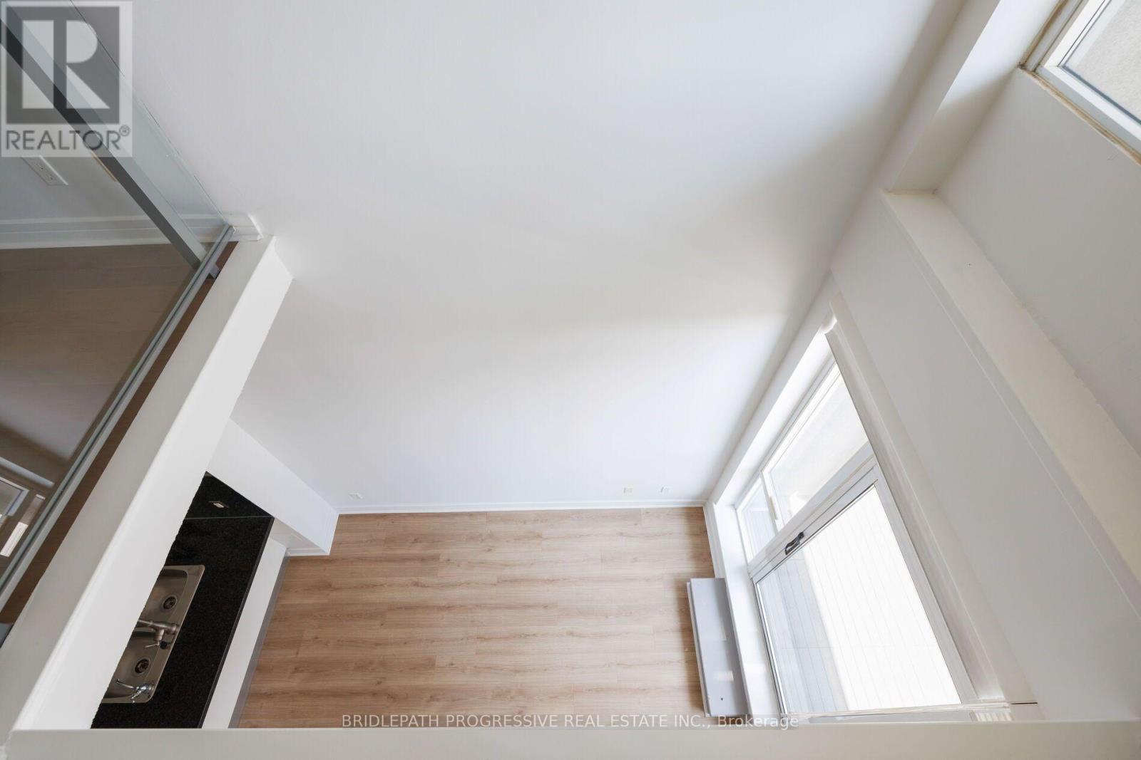 509 - 1 Avondale Avenue, Toronto, ON - Indoor Photo Showing Other Room