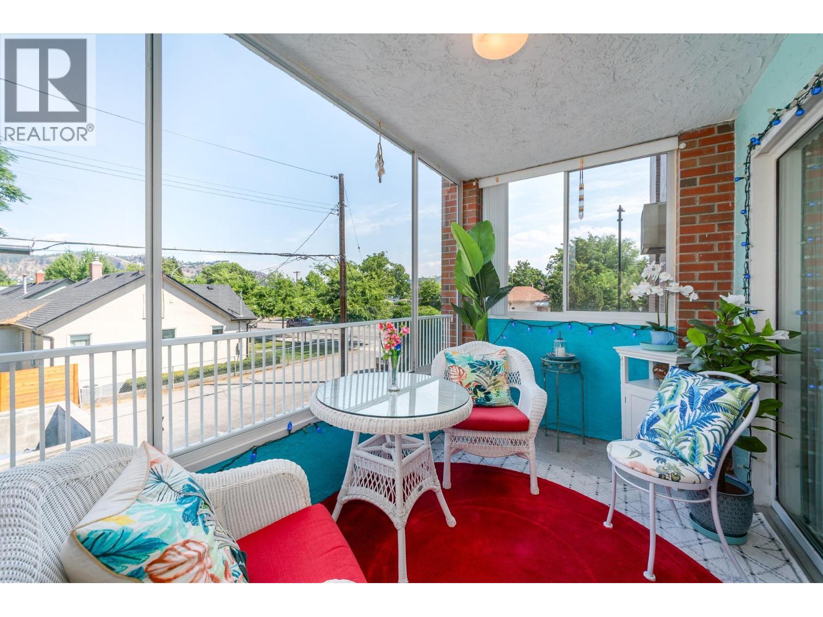 878 Bernard Avenue Unit# 103, Kelowna, BC - Outdoor With Deck Patio Veranda With Exterior