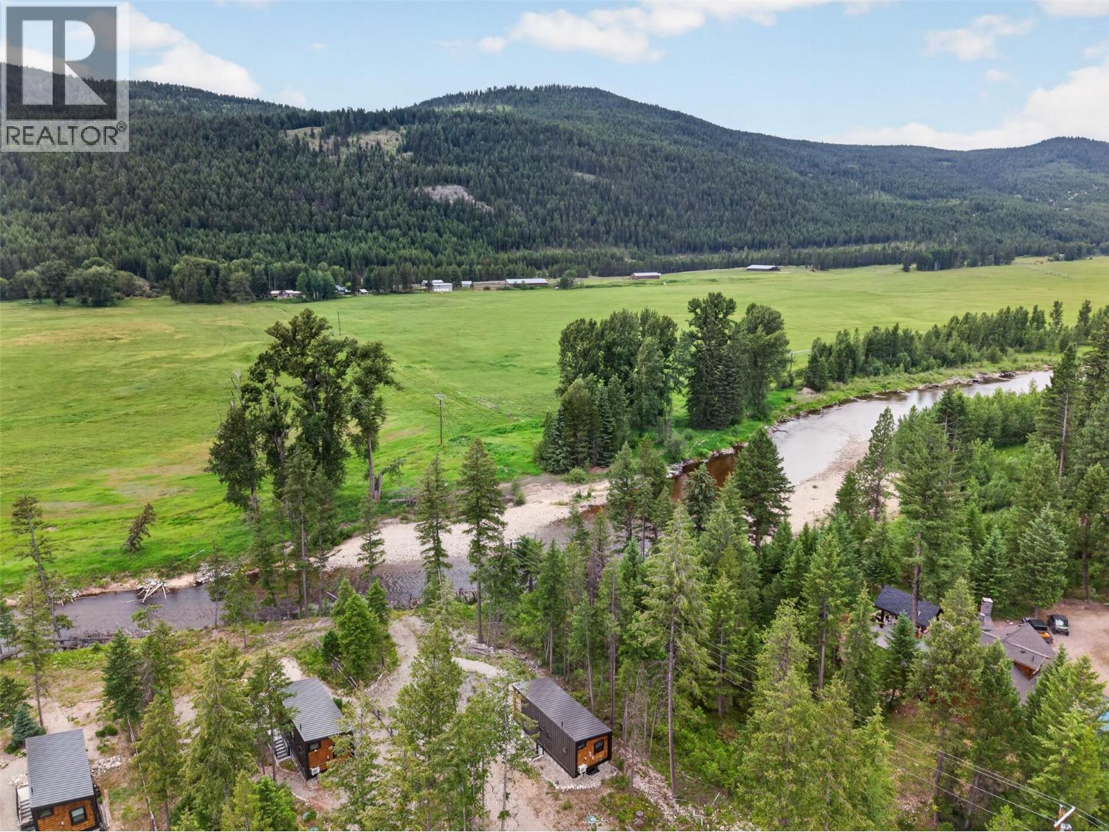 5533 33 Highway Unit# 3, Beaverdell, BC