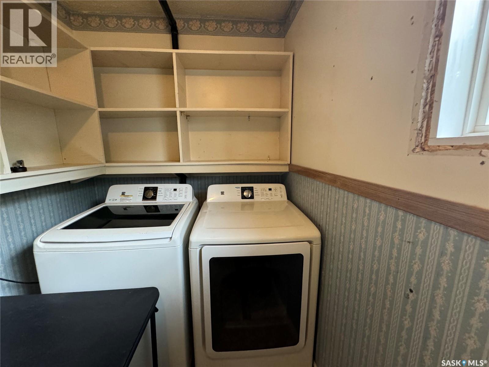 Hall Acreage Rm Of Clayton, Clayton Rm No. 333, SK - Indoor Photo Showing Laundry Room
