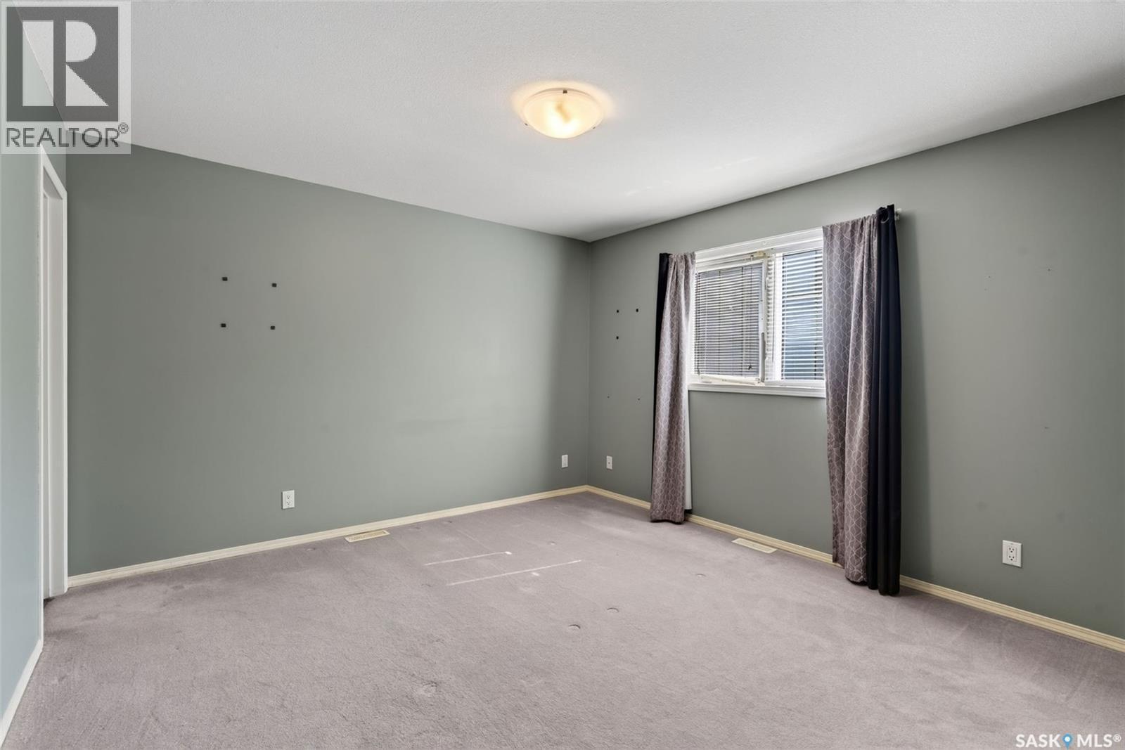 109 1St Avenue E, Vanscoy, SK - Indoor Photo Showing Other Room