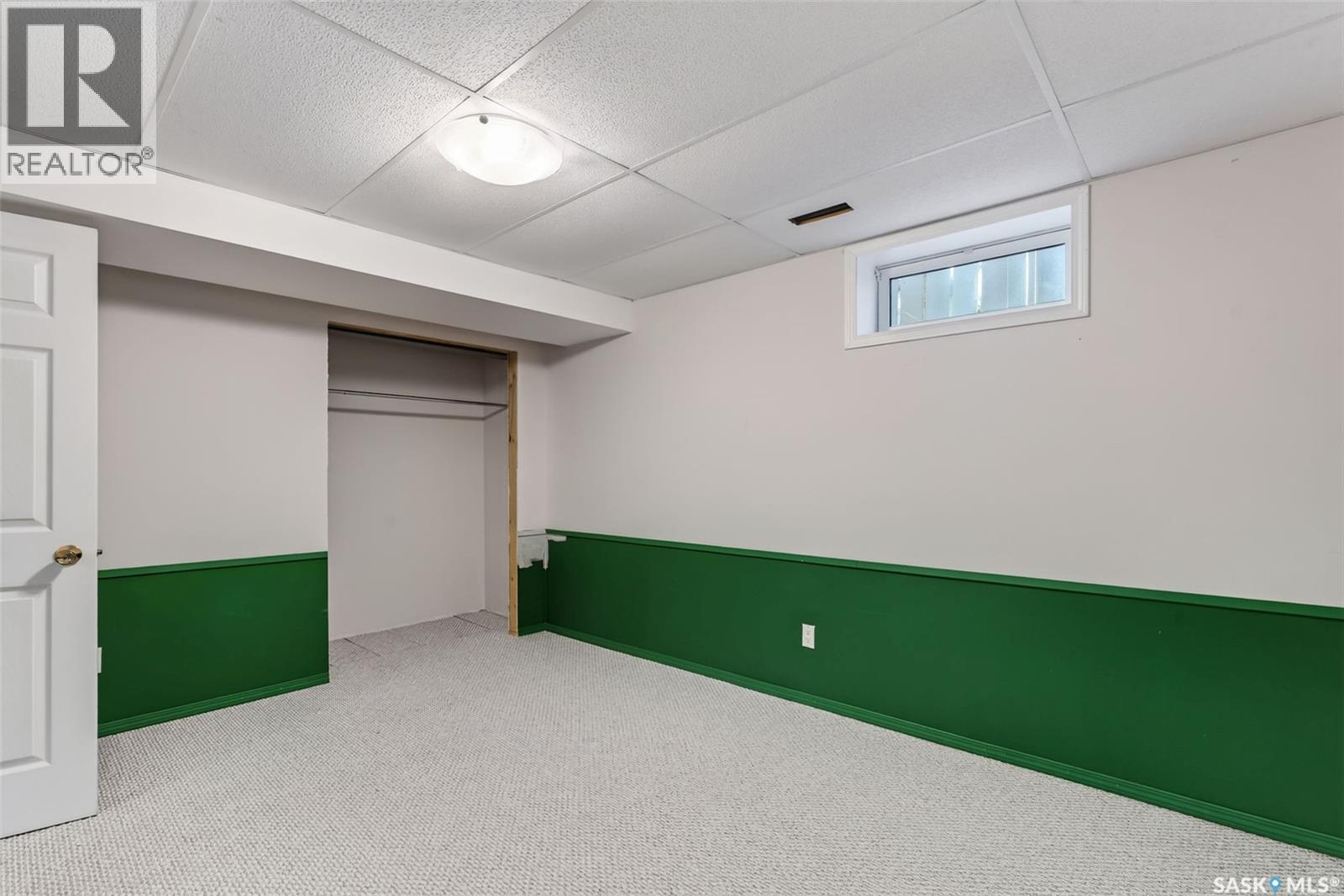 109 1St Avenue E, Vanscoy, SK - Indoor Photo Showing Other Room