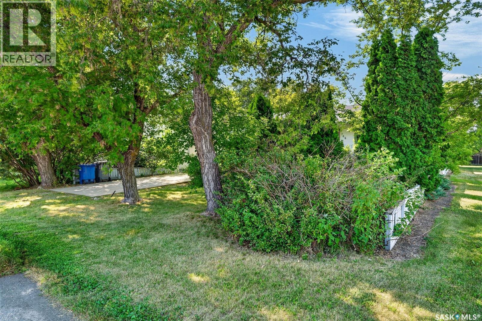 109 1St Avenue E, Vanscoy, SK - Outdoor