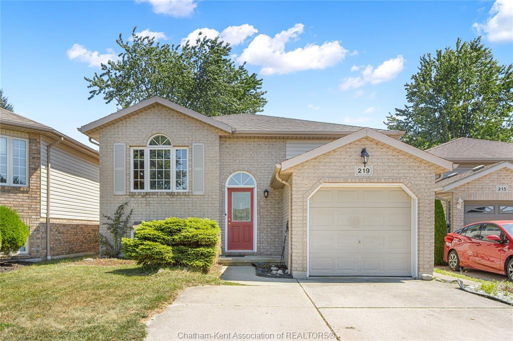 219 Greenfield Lane, Chatham, ON