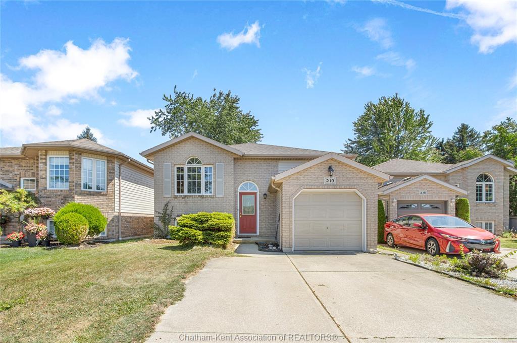 219 Greenfield Lane, Chatham, ON