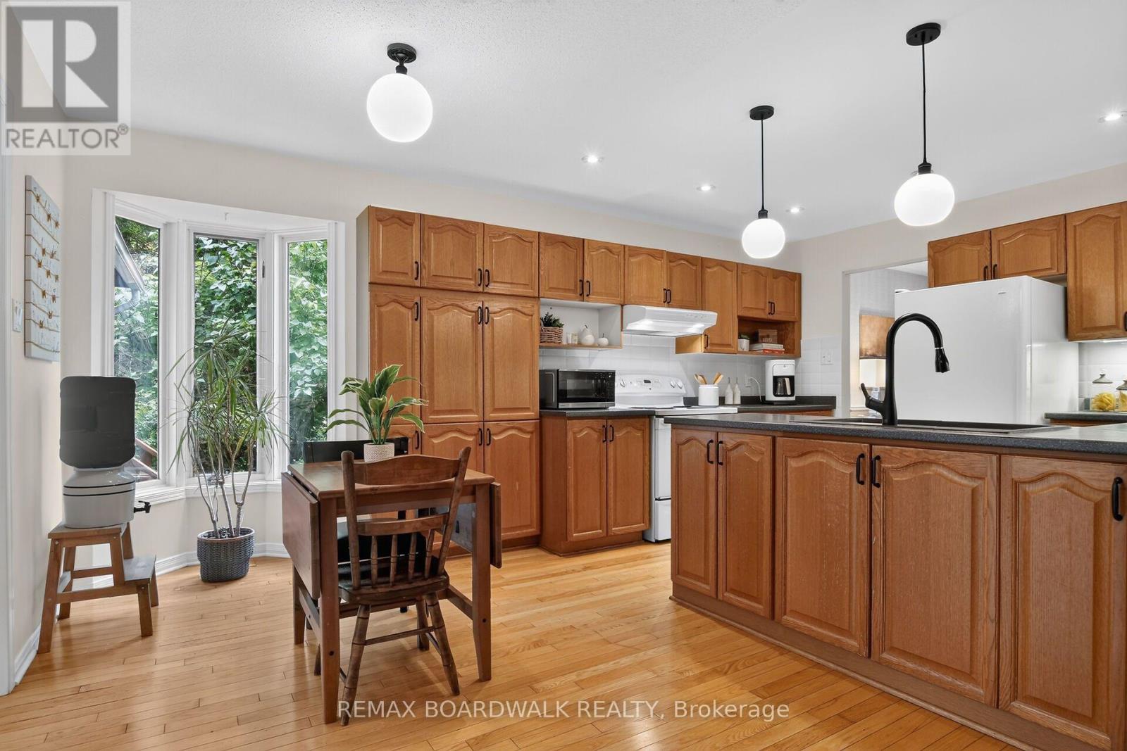 182 Dewar Side Road, Beckwith, ON - Indoor Photo Showing Kitchen