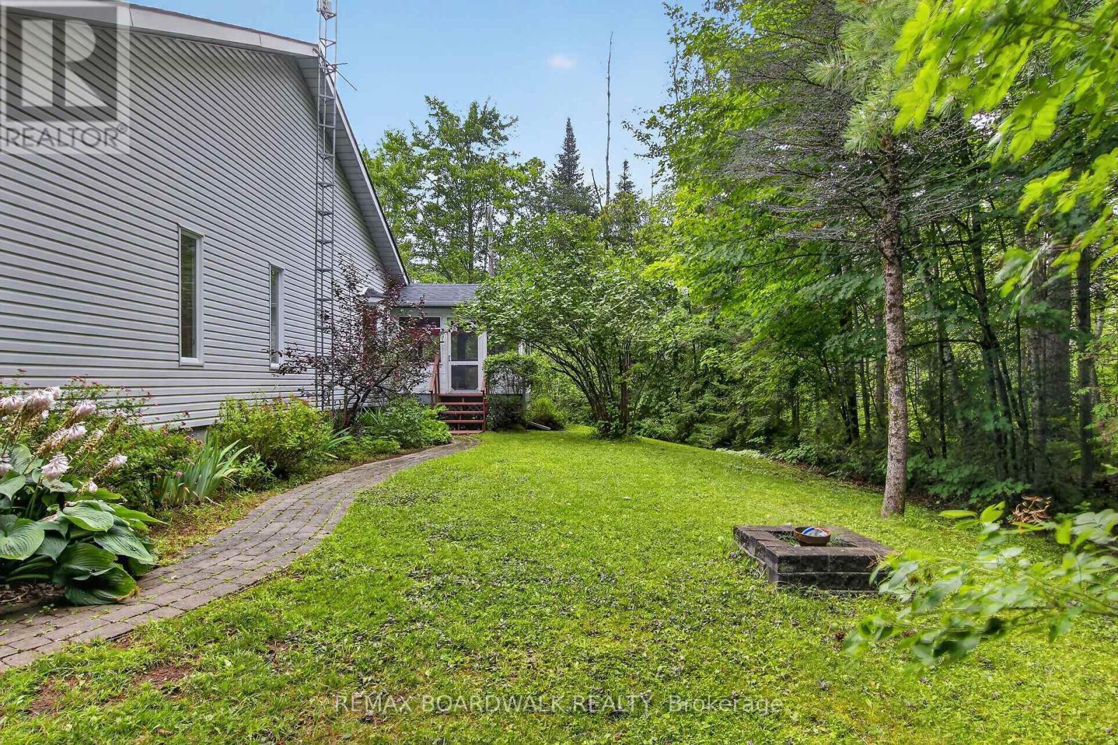 182 Dewar Side Road, Beckwith, ON - Outdoor