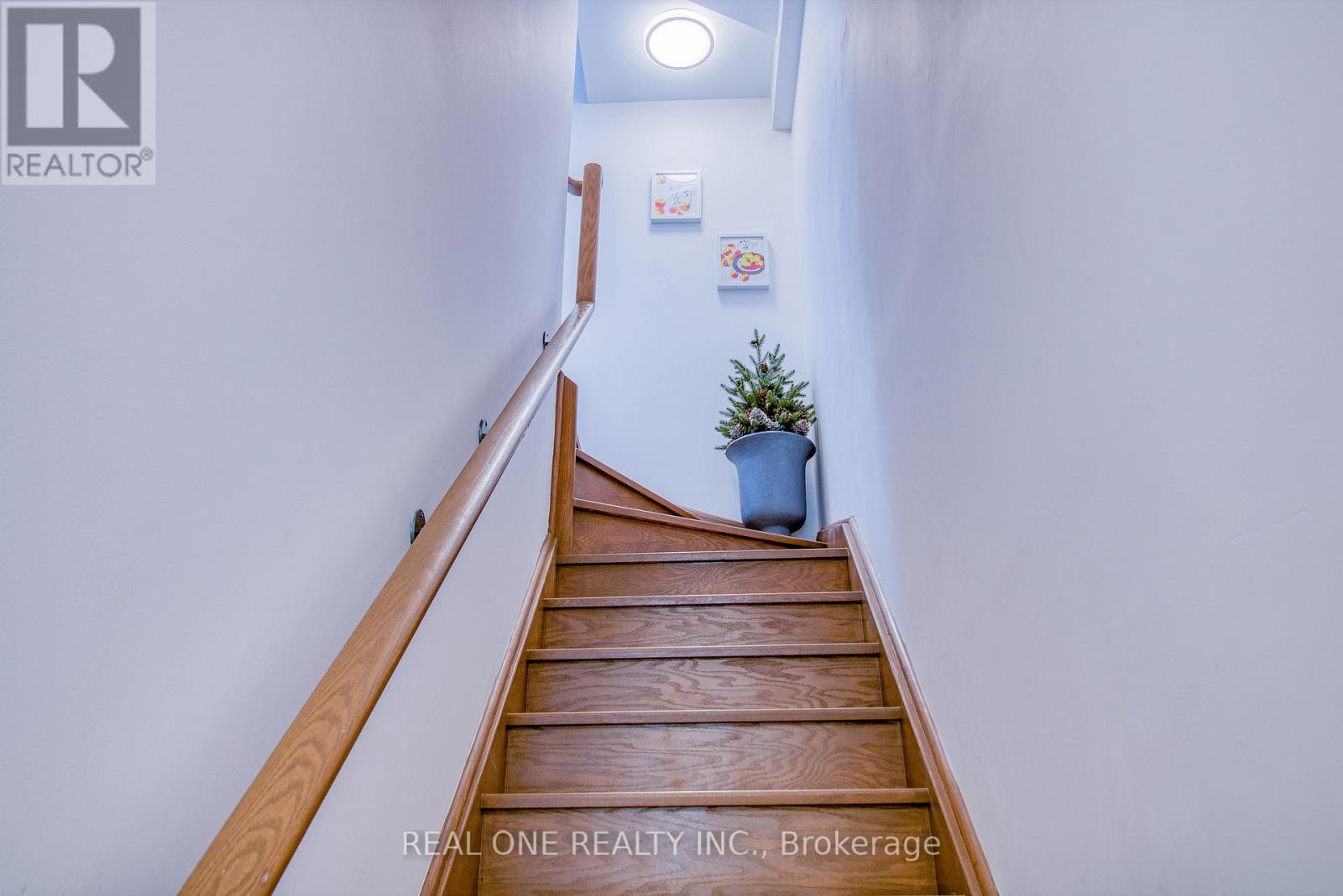 63 - 27 Eldora Avenue, Toronto, ON - Indoor Photo Showing Other Room