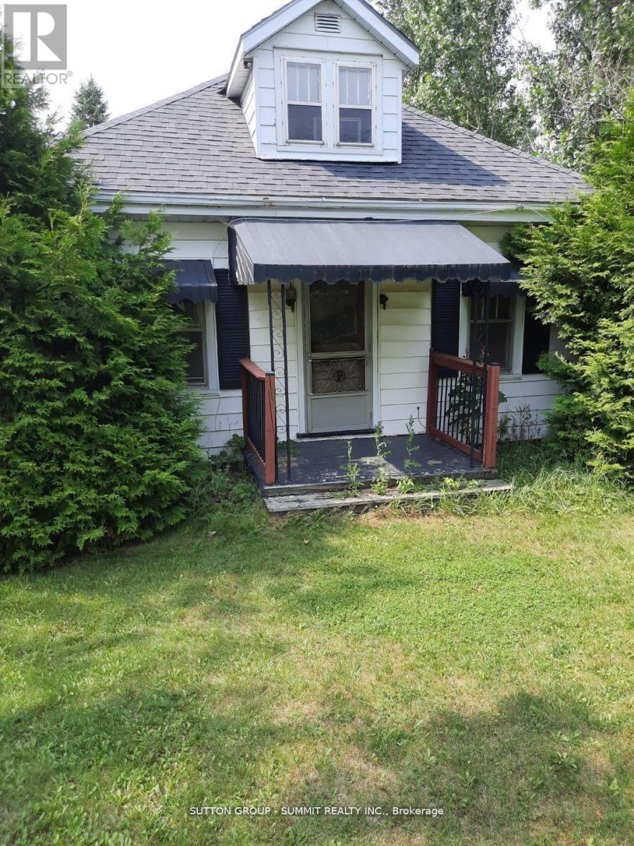 663 County Rd 15, Prince Edward County, ON - Outdoor