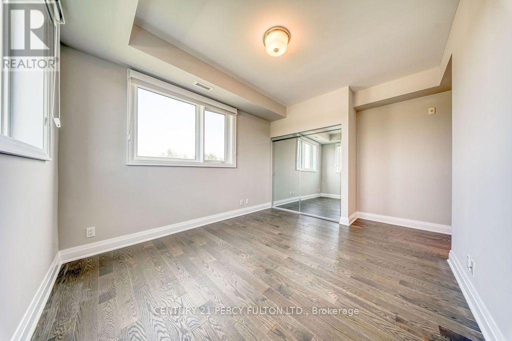 220 - 1105 Leger Way, Milton, ON - Indoor Photo Showing Other Room