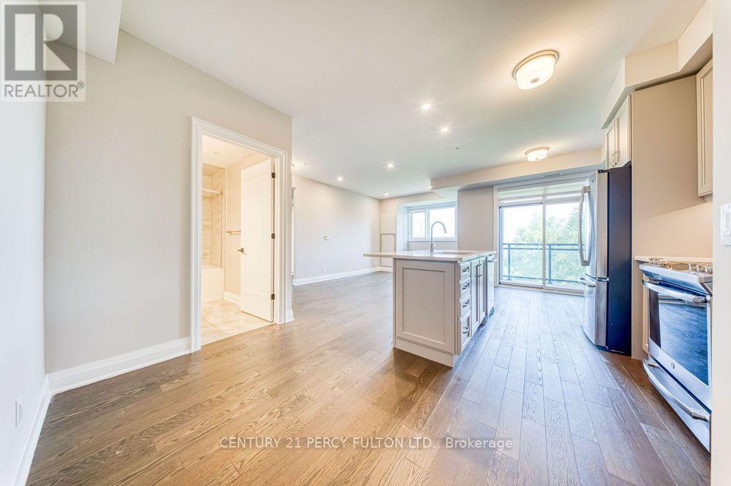220 - 1105 Leger Way, Milton, ON - Indoor Photo Showing Kitchen
