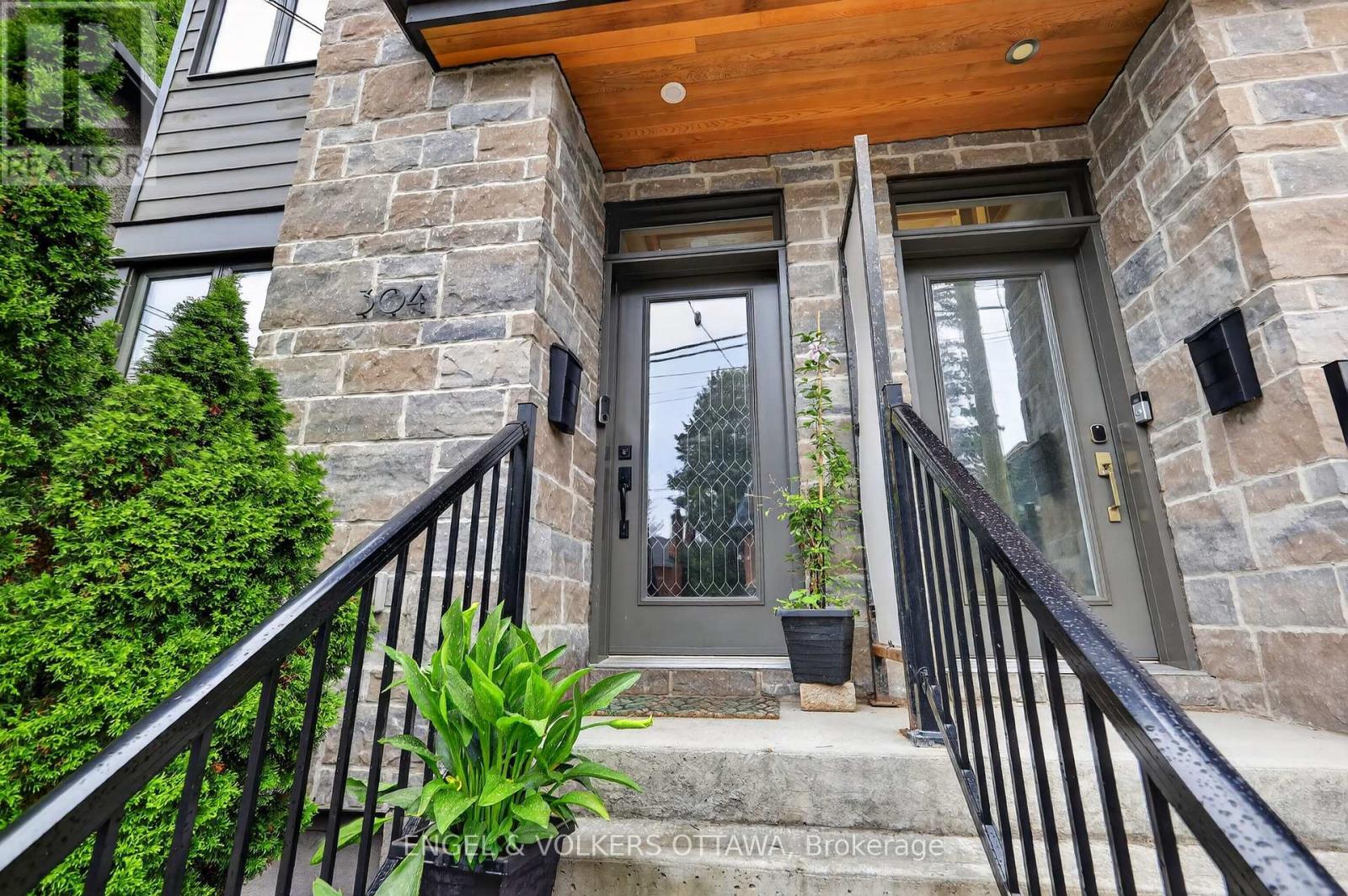 304 Riverdale Avenue, Ottawa, ON - Outdoor