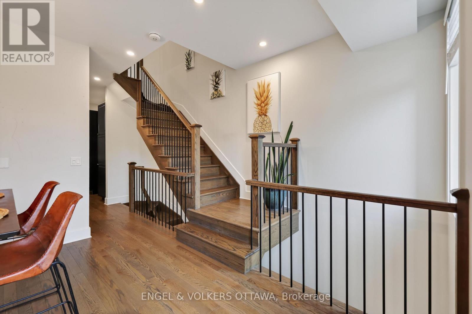 304 Riverdale Avenue, Ottawa, ON - Indoor Photo Showing Other Room