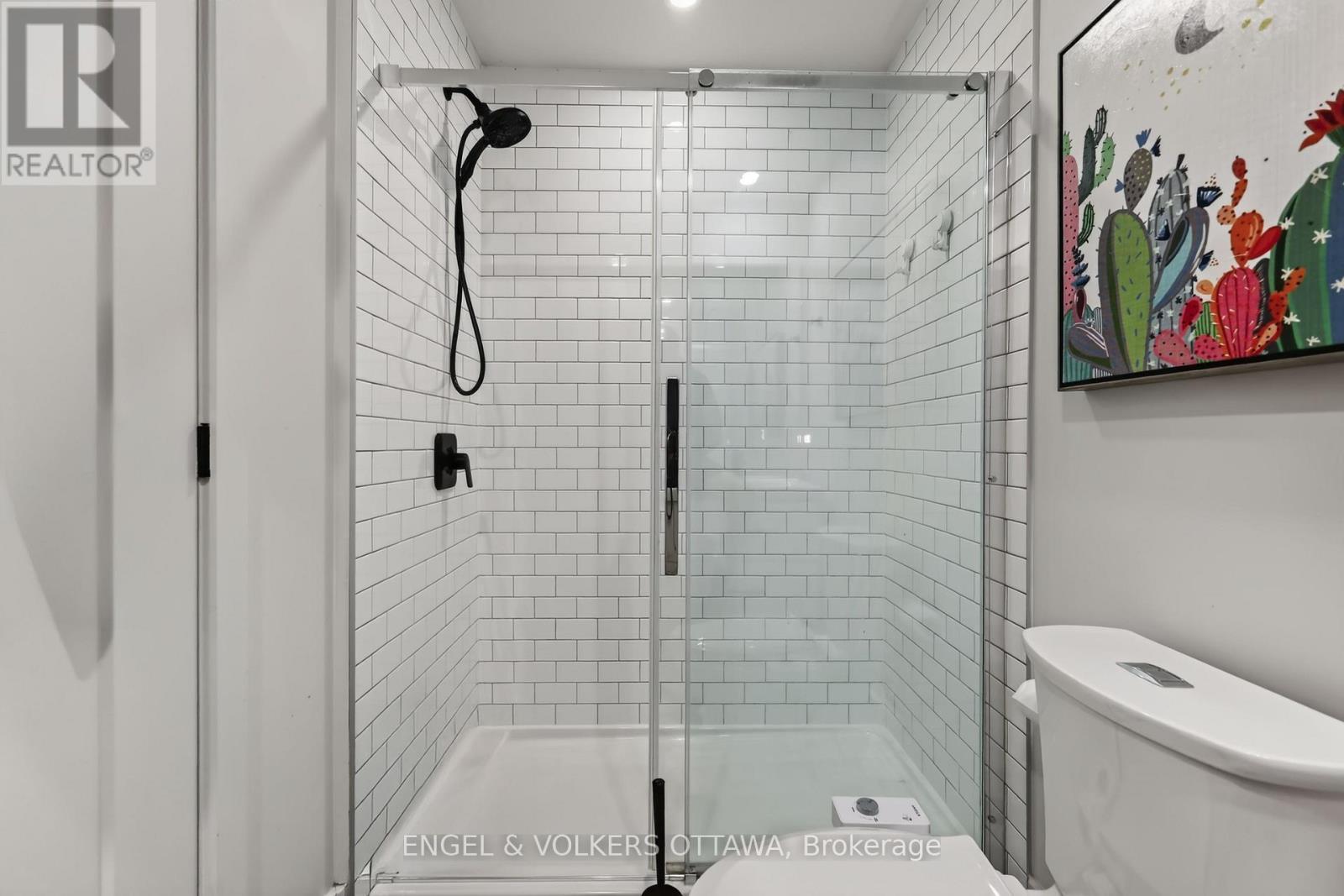 304 Riverdale Avenue, Ottawa, ON - Indoor Photo Showing Bathroom