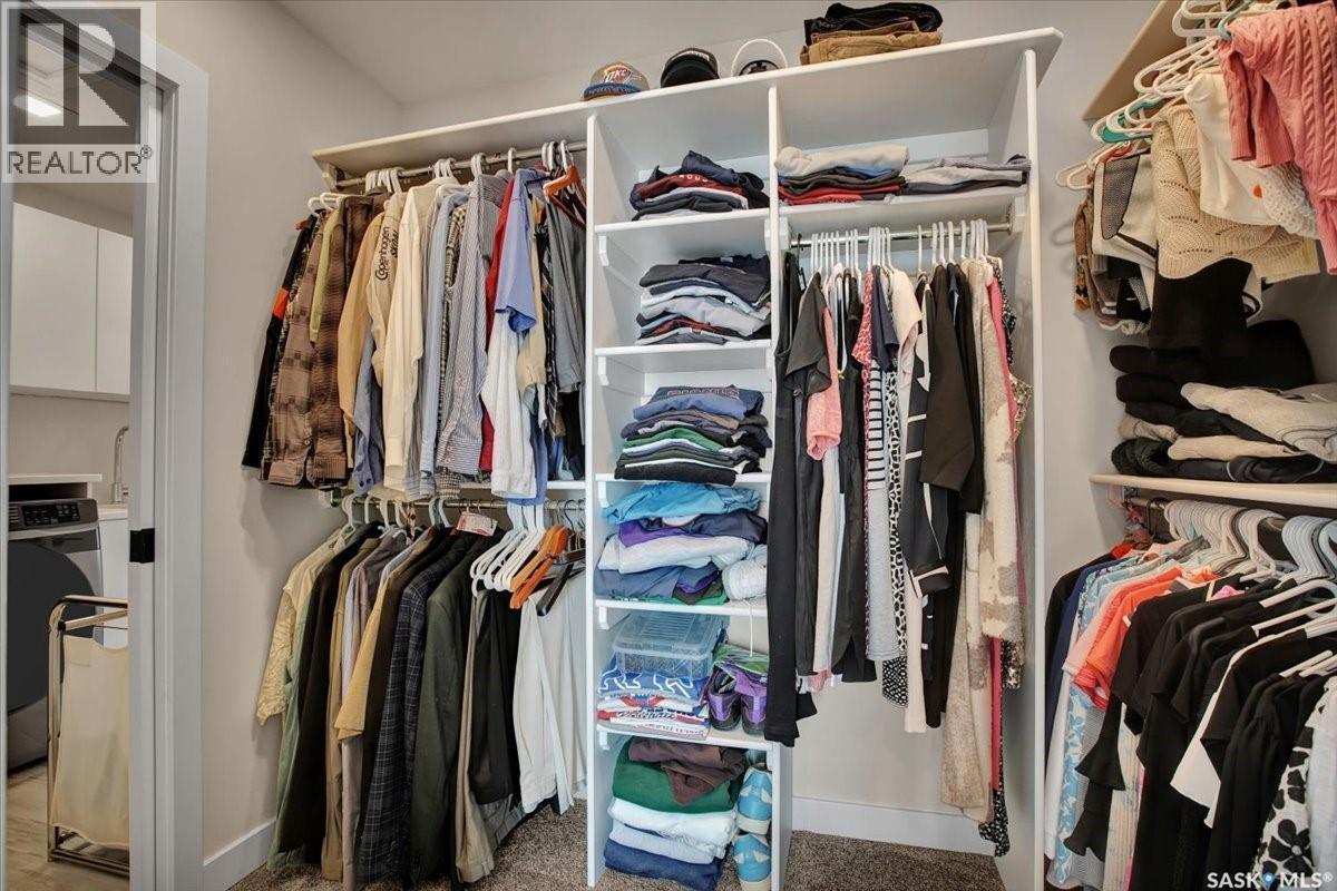 411 Dagnone Terrace, Saskatoon, SK - Indoor With Storage
