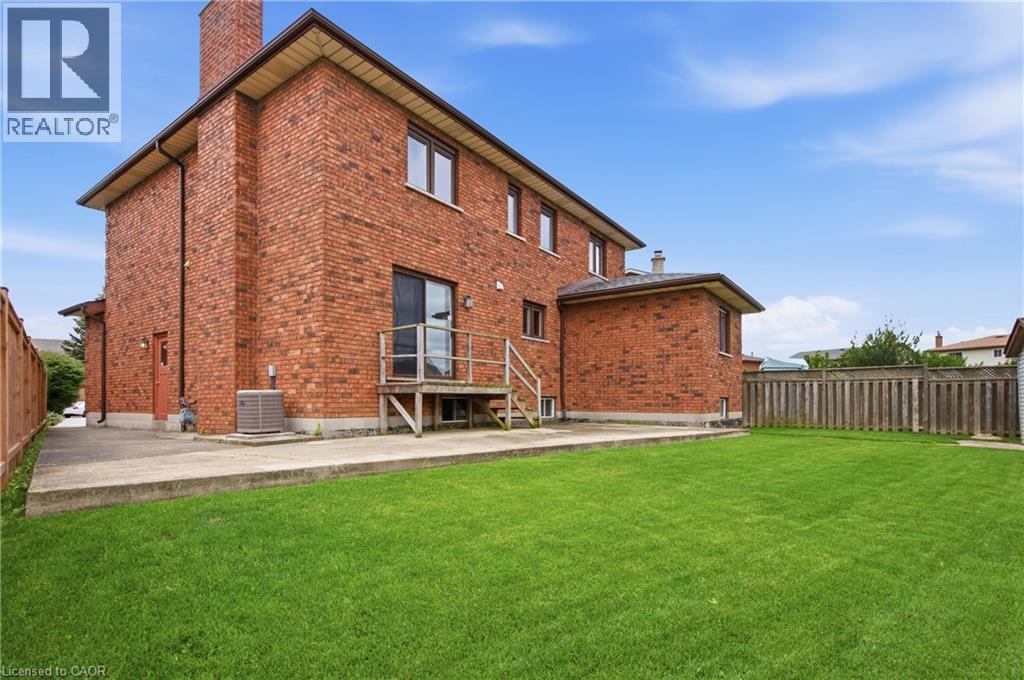 18 Marcel Place, Hamilton, ON - Outdoor With Deck Patio Veranda With Exterior