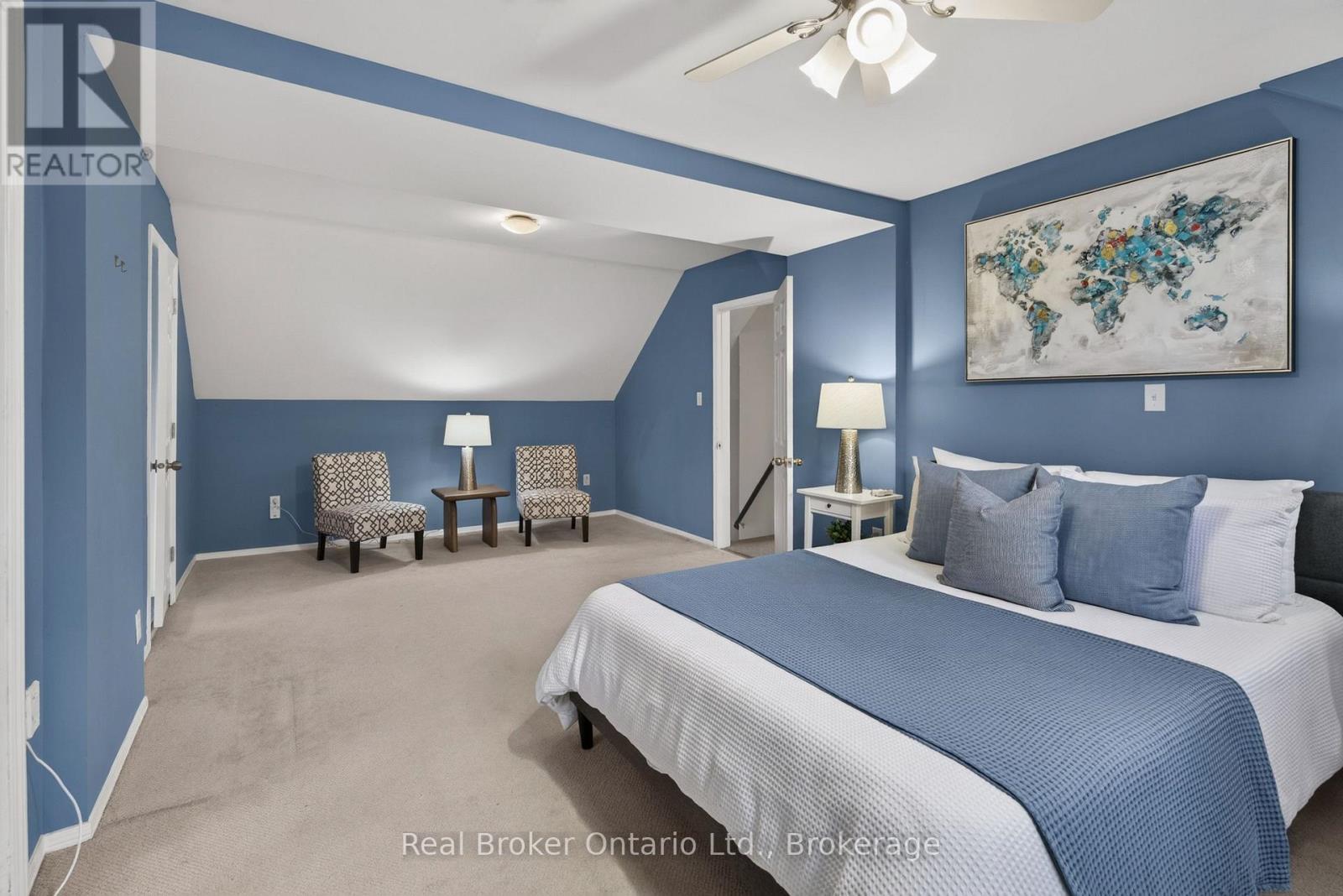 2 Herlan Avenue, Kitchener, ON - Indoor Photo Showing Bedroom