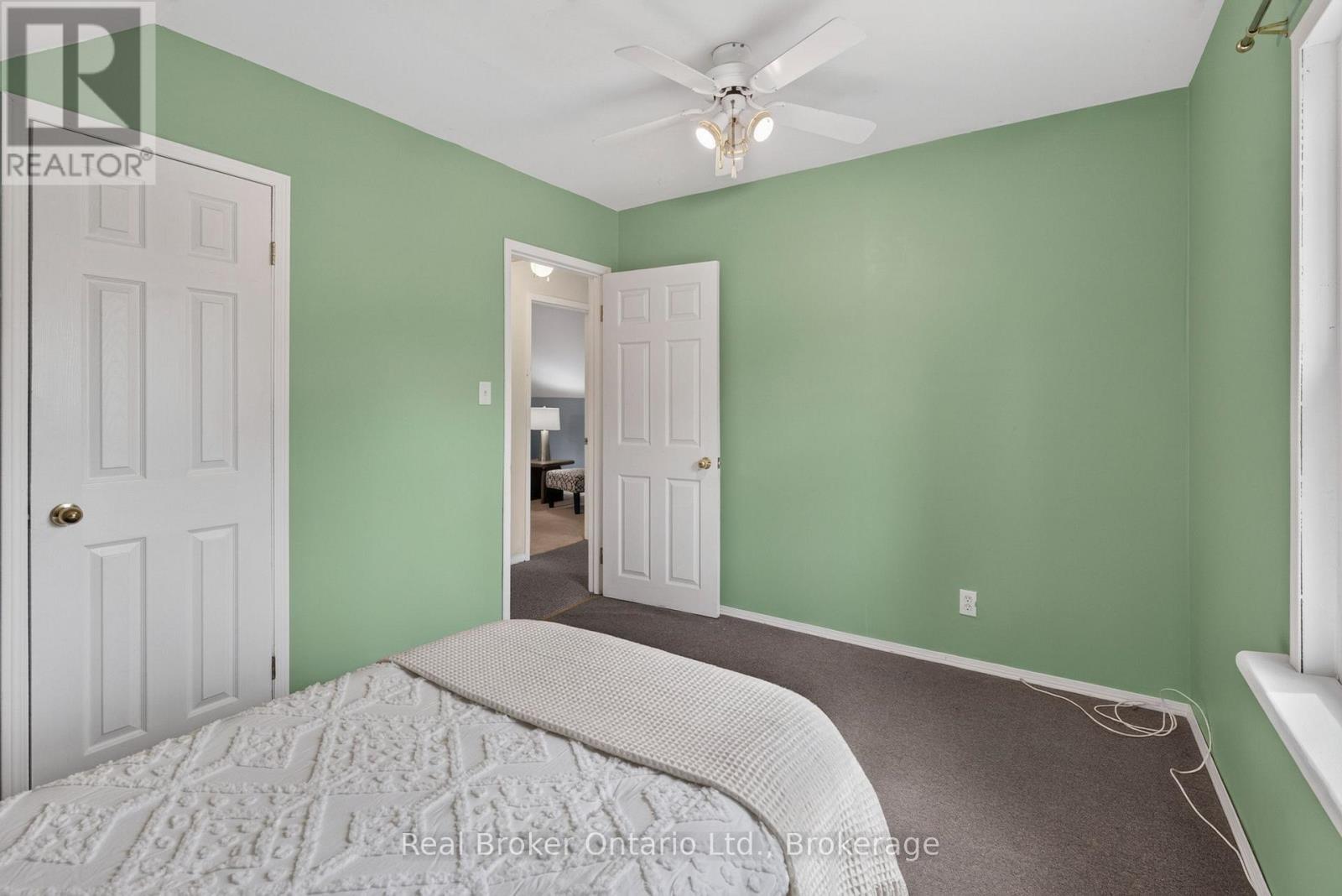 2 Herlan Avenue, Kitchener, ON - Indoor Photo Showing Bedroom