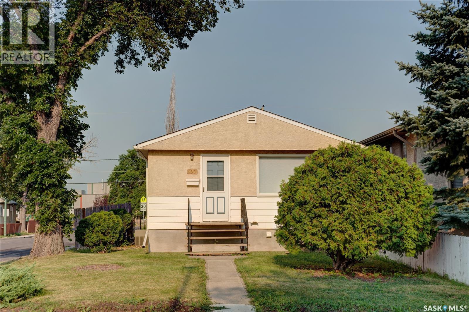180 Osler Street, Regina, SK - Outdoor