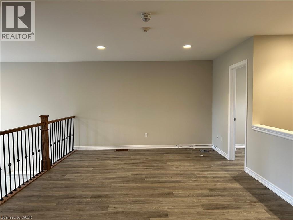 992 Windham Centre Road Unit# 1, Windham Centre, ON - Indoor Photo Showing Other Room