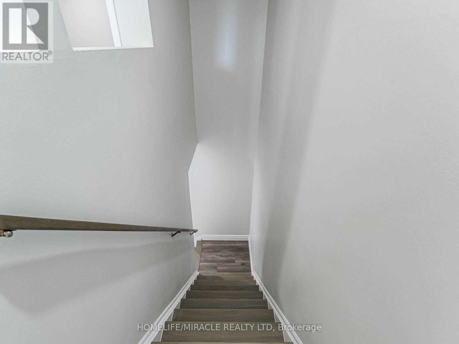 124 - 180 Mississauga Valley Boulevard, Mississauga, ON - Indoor Photo Showing Other Room