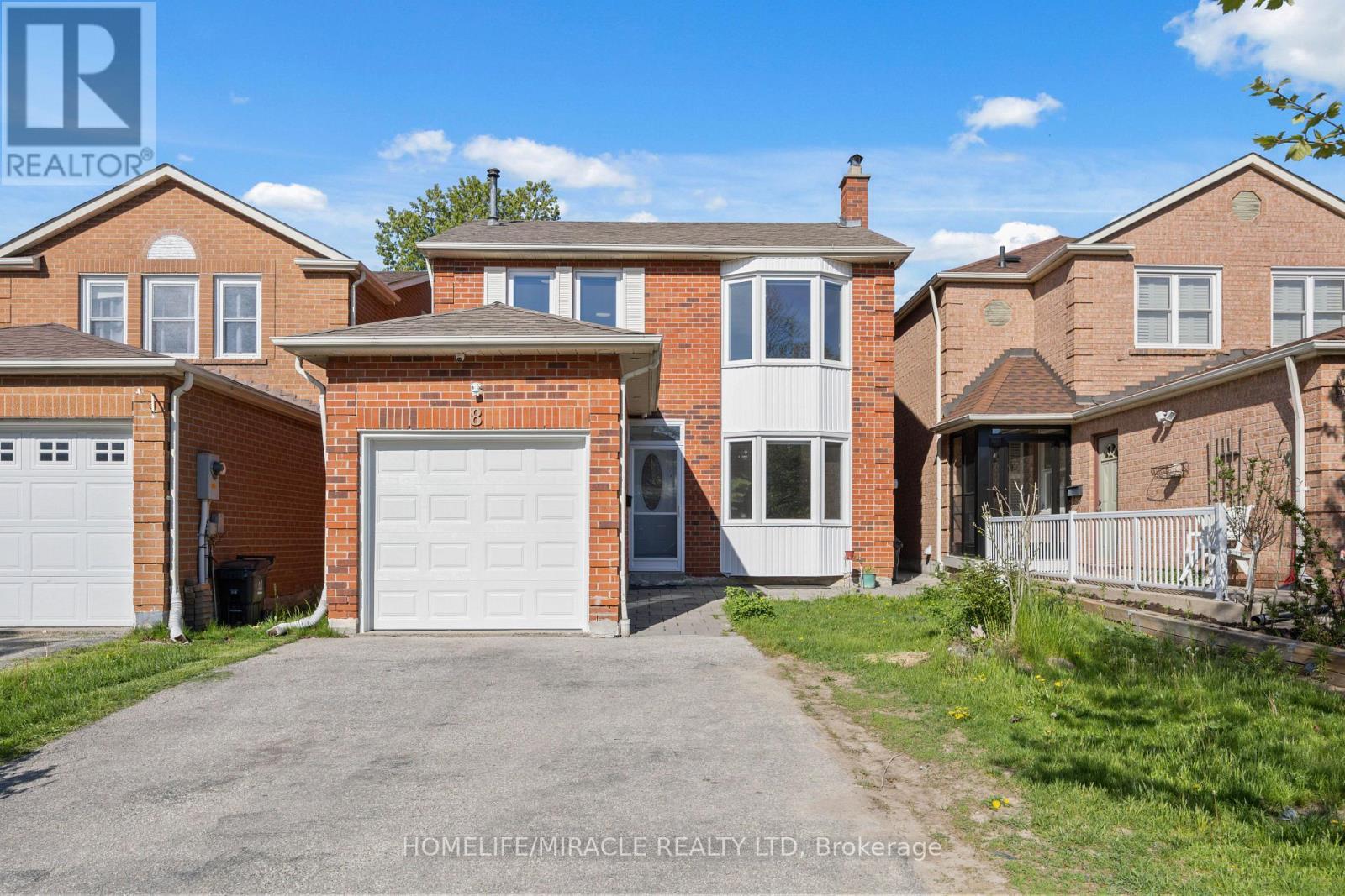8 Lansbury Drive, Toronto, ON - Outdoor With Facade