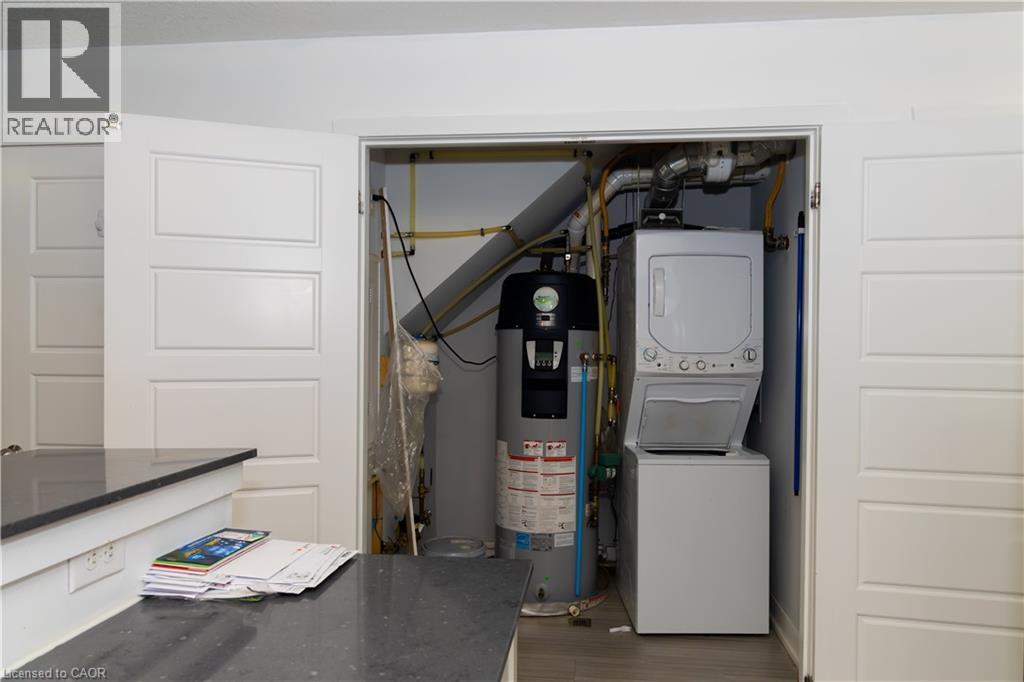 190 Century Hill Drive Unit# A5, Kitchener, ON - Indoor Photo Showing Laundry Room
