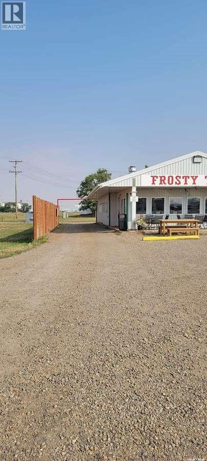 925 5Th Avenue W, Shaunavon, SK