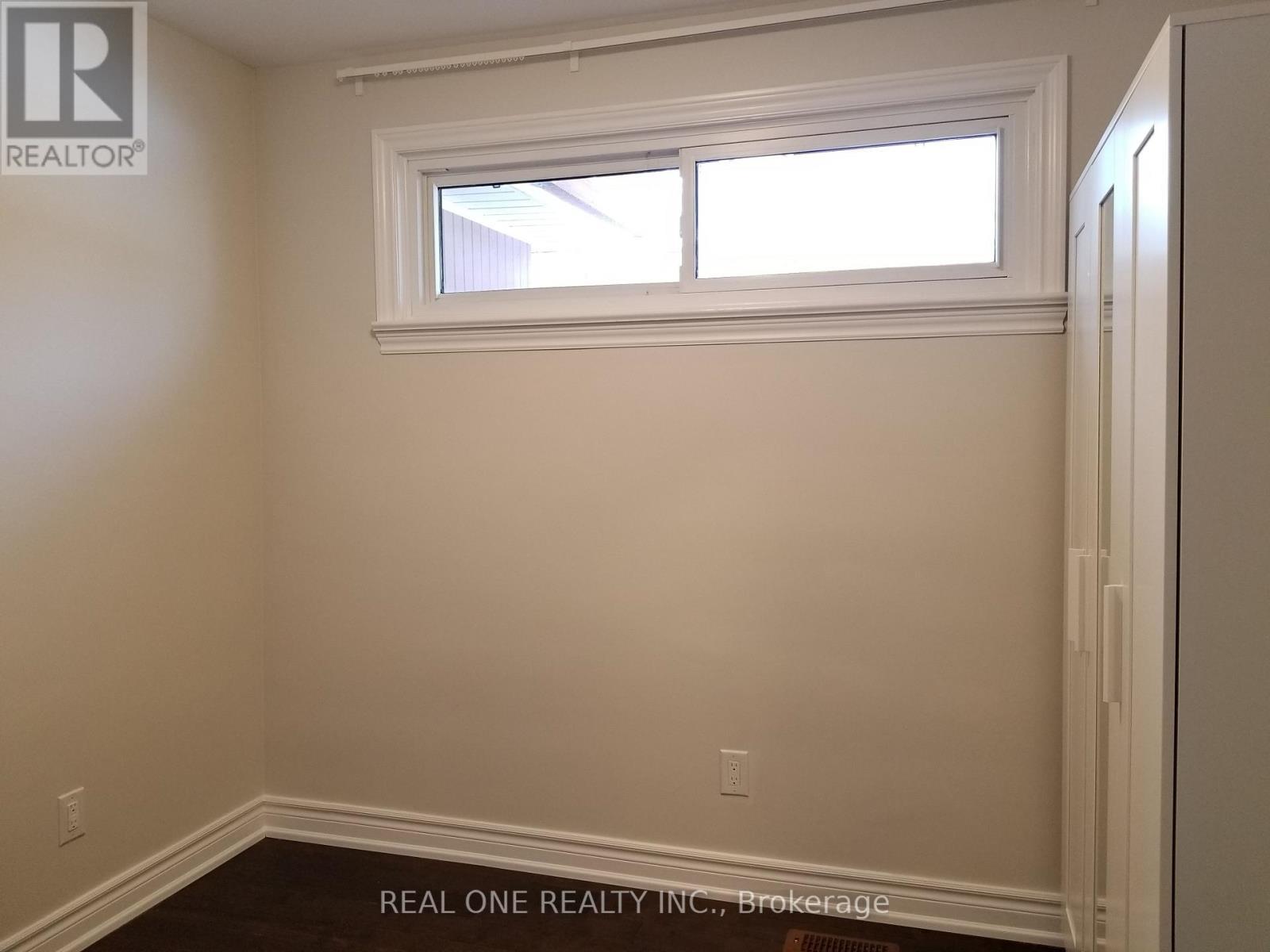 3rd Bedroom - 26 Applefield Drive, Toronto, ON - Indoor Photo Showing Other Room
