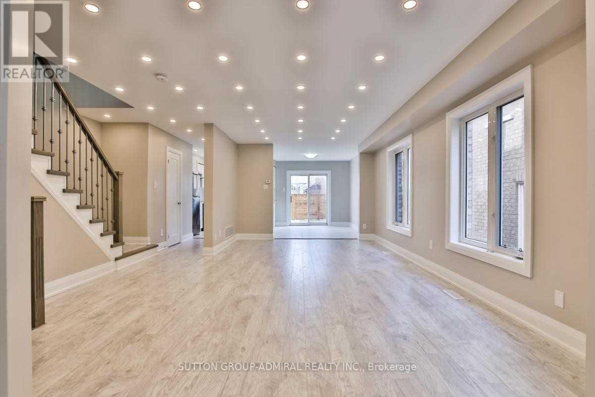 99 Maple Sugar Lane, Vaughan, ON - Indoor Photo Showing Other Room