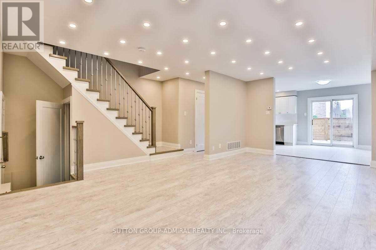 99 Maple Sugar Lane, Vaughan, ON - Indoor Photo Showing Other Room