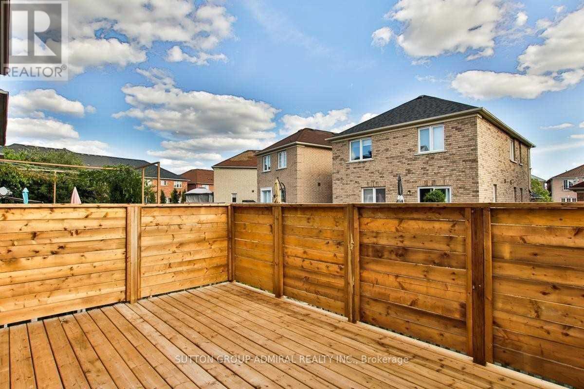 99 Maple Sugar Lane, Vaughan, ON - Outdoor With Deck Patio Veranda