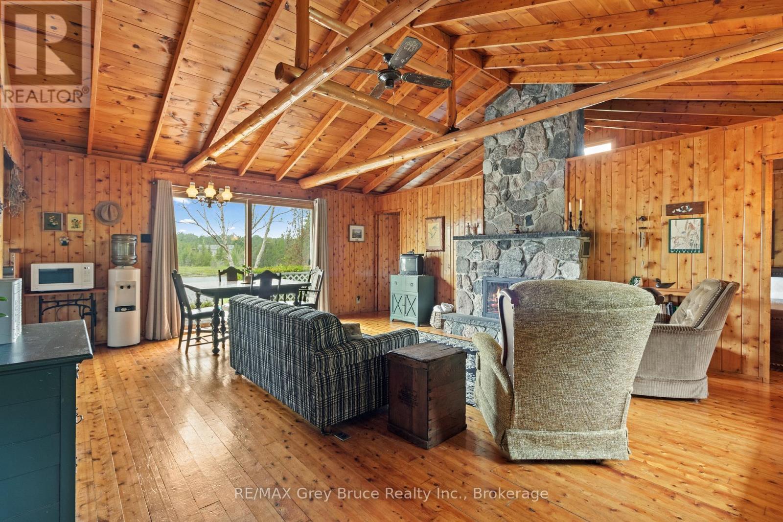 263 Eagle Road, Northern Bruce Peninsula, ON - Indoor Photo Showing Living Room With Fireplace