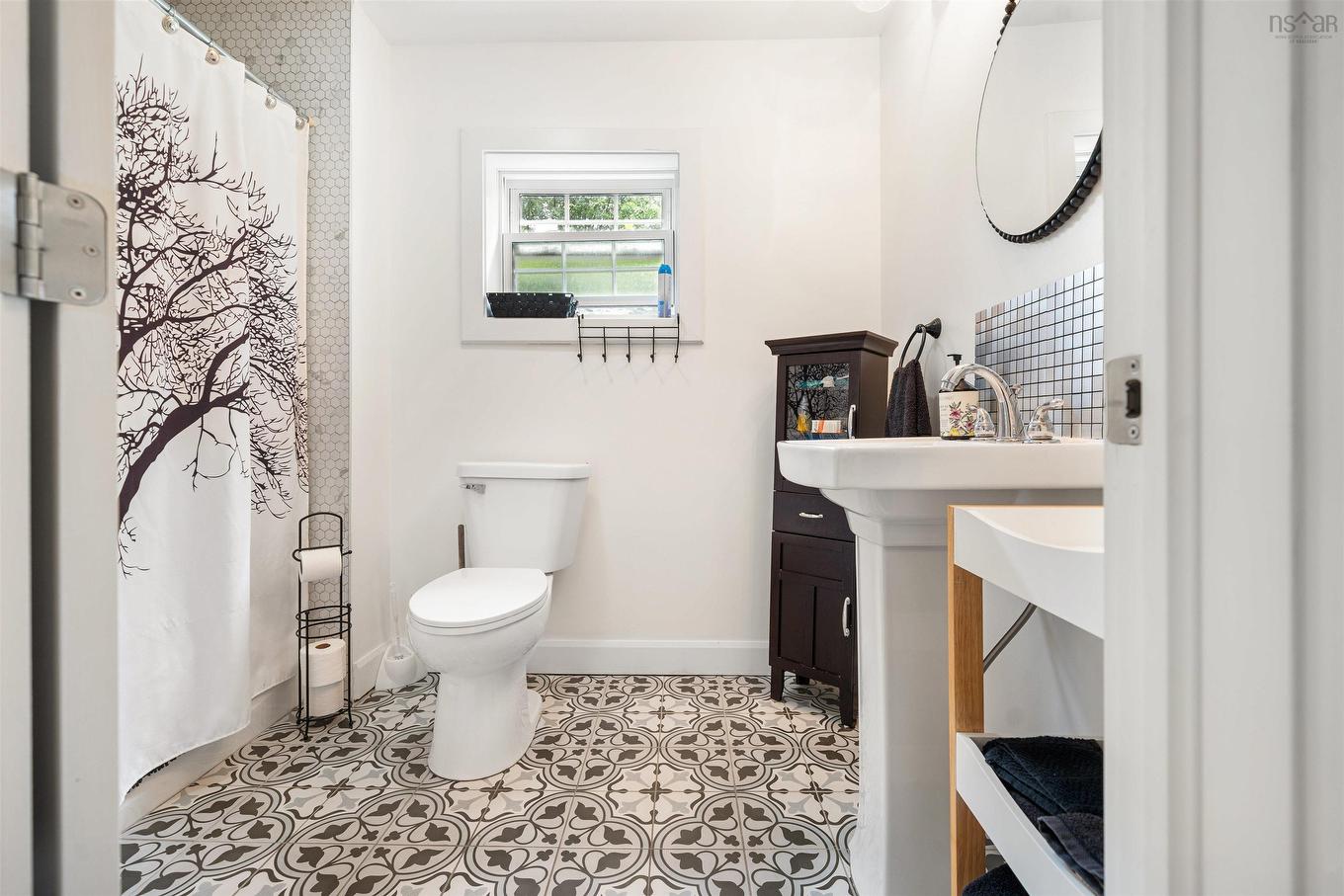 96 Faulkland Street, Pictou, NS - Indoor Photo Showing Bathroom