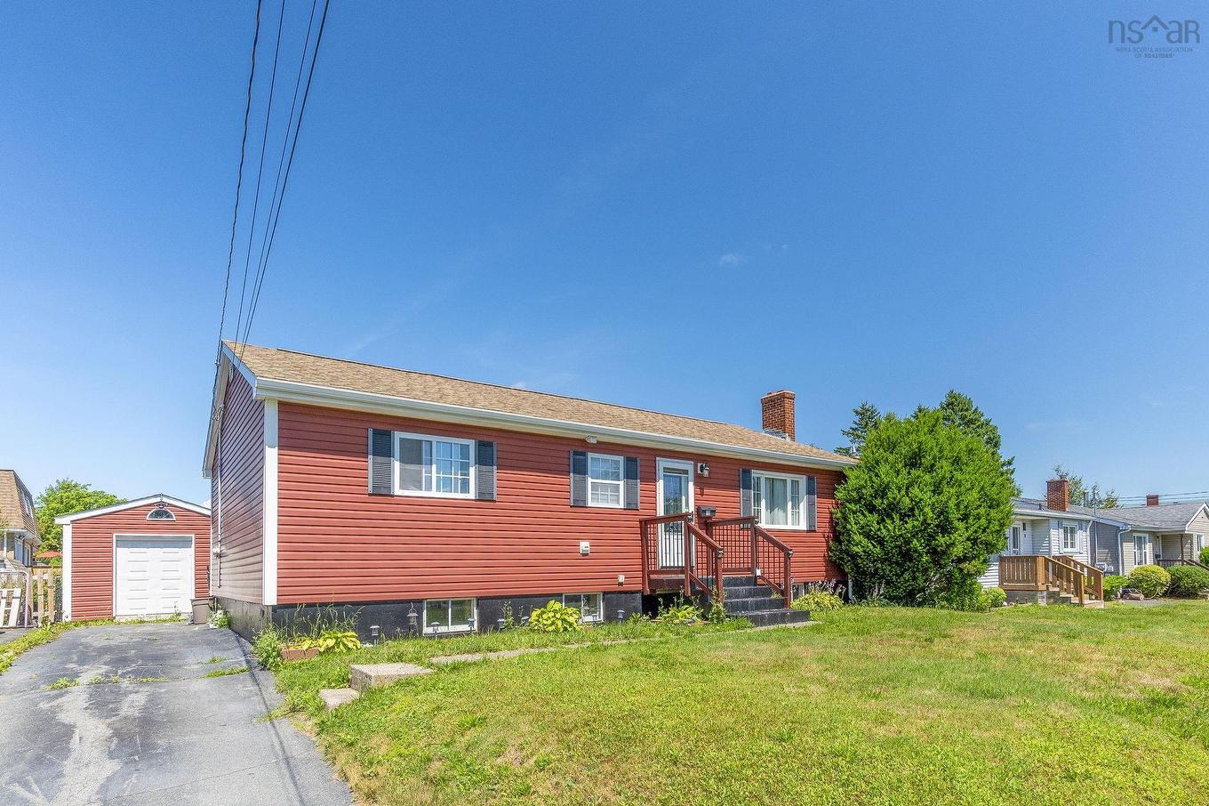 10 Westwood Drive, Dartmouth, NS - Outdoor