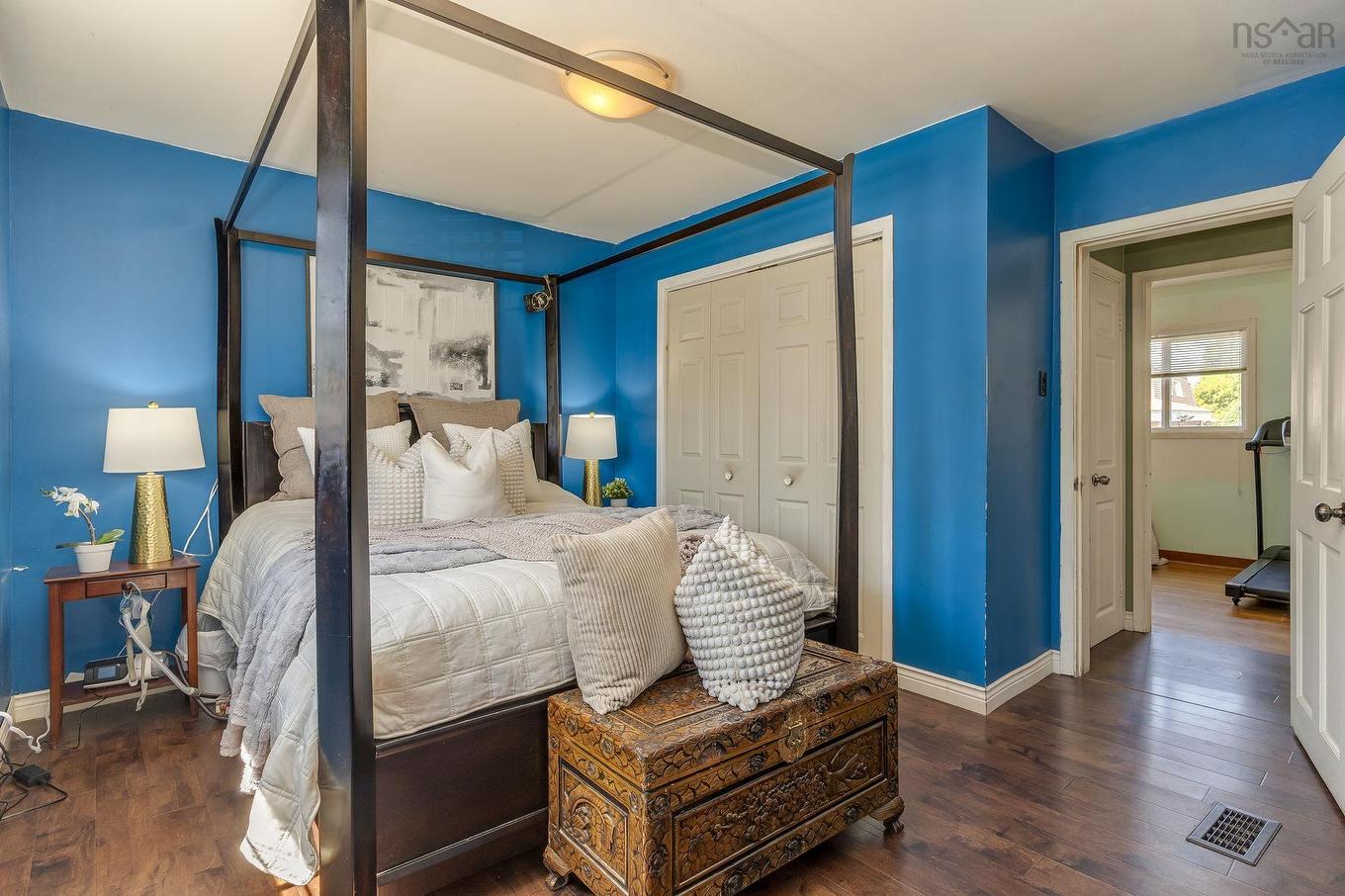10 Westwood Drive, Dartmouth, NS - Indoor Photo Showing Bedroom