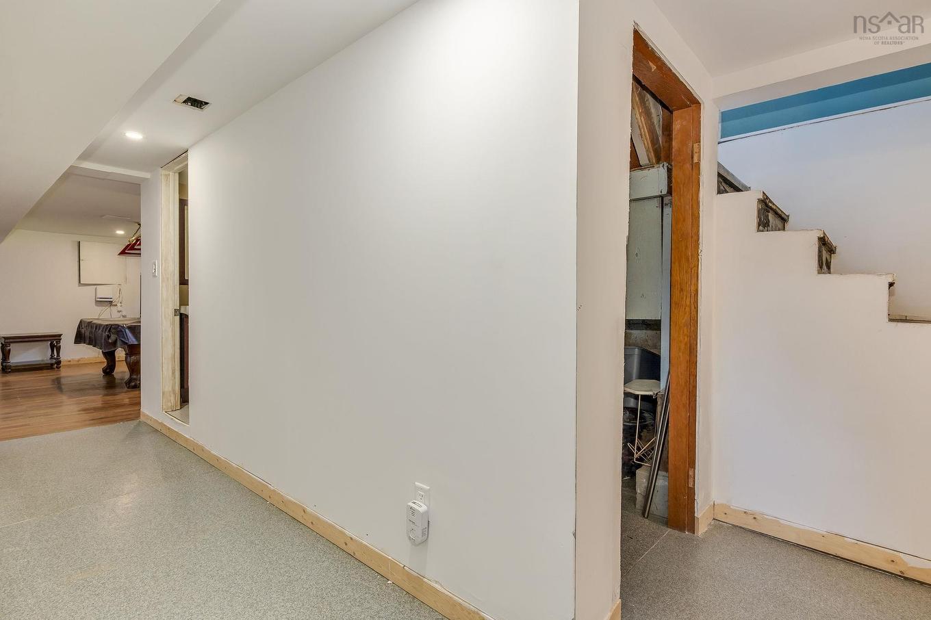 10 Westwood Drive, Dartmouth, NS - Indoor Photo Showing Other Room