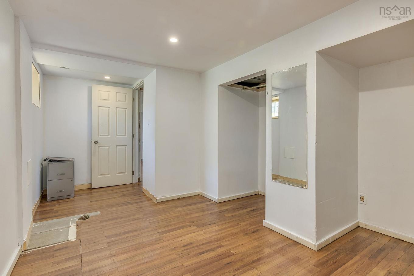 10 Westwood Drive, Dartmouth, NS - Indoor Photo Showing Other Room