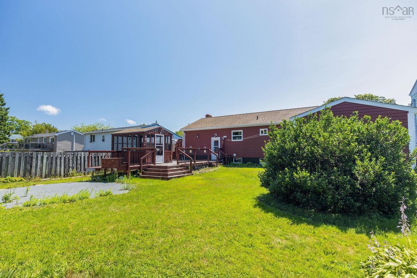 10 Westwood Drive, Dartmouth, NS - Outdoor
