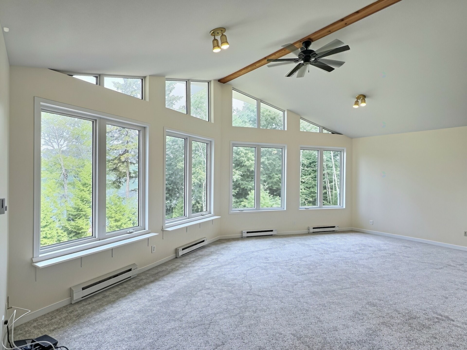 Living Room - 83 Ch. Hervé-Pigeon, Kipawa, QC - Indoor Photo Showing Other Room
