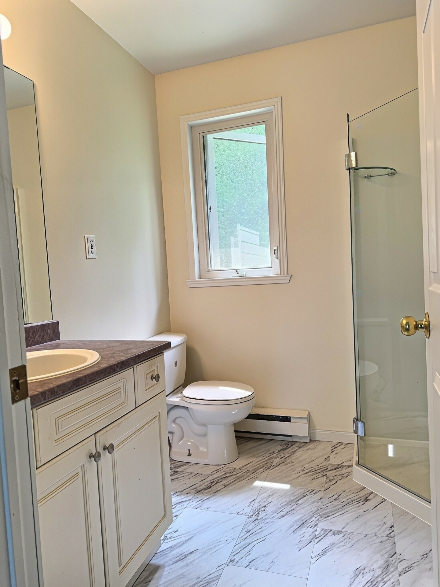Master Bathroom - 83 Ch. Hervé-Pigeon, Kipawa, QC - Indoor Photo Showing Bathroom