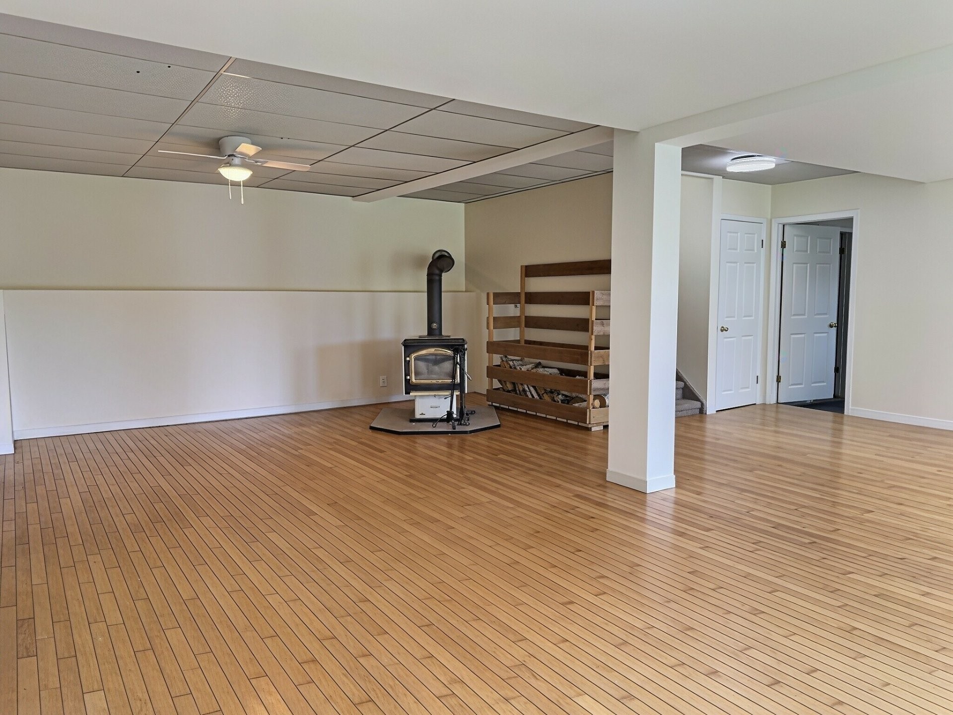 Family Room - 83 Ch. Hervé-Pigeon, Kipawa, QC - Indoor Photo Showing Other Room