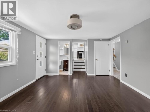 143 Cromwell Crescent, Hamilton, ON - Indoor Photo Showing Other Room