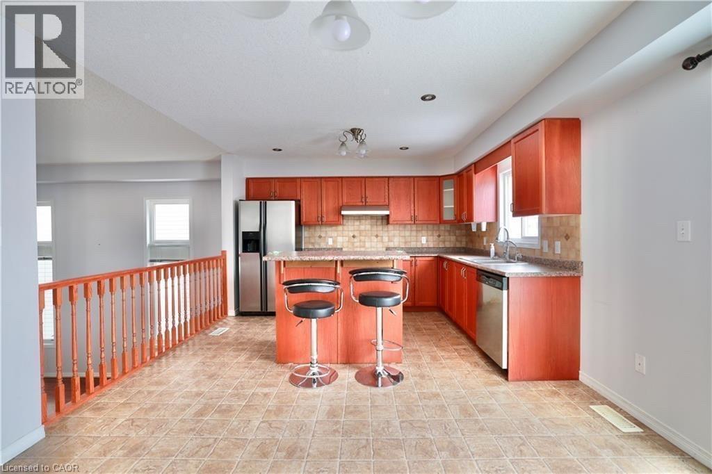 110 Iron Gate Street, Kitchener, ON - Indoor Photo Showing Kitchen