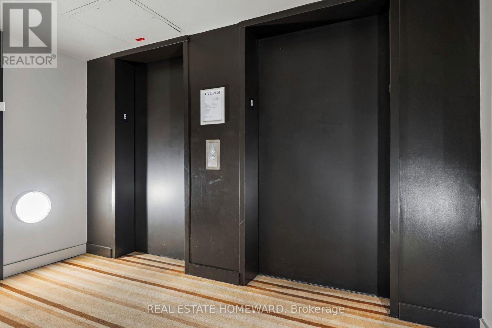 807 - 25 Oxley Street, Toronto, ON - Indoor Photo Showing Other Room