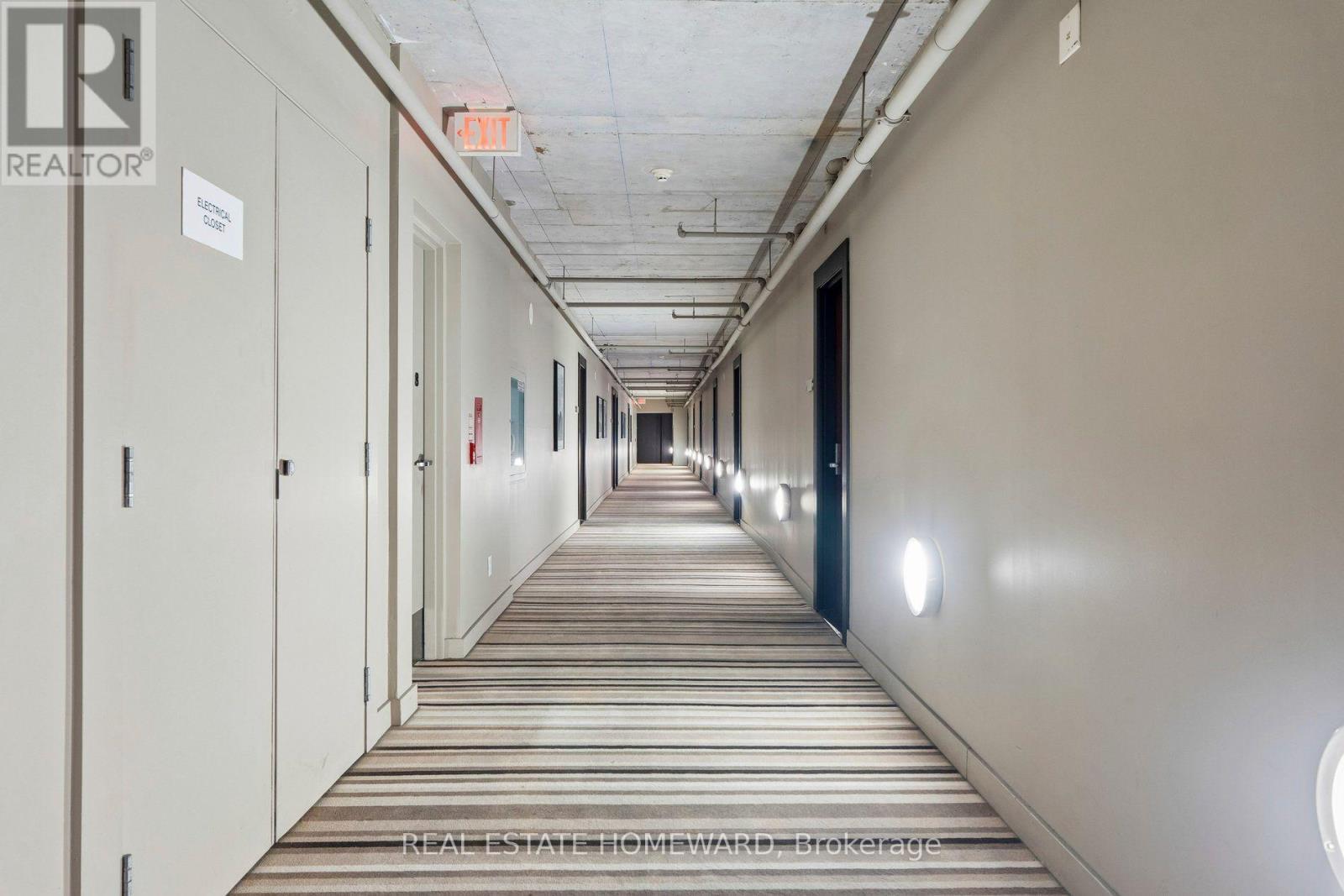 807 - 25 Oxley Street, Toronto, ON - Indoor Photo Showing Other Room