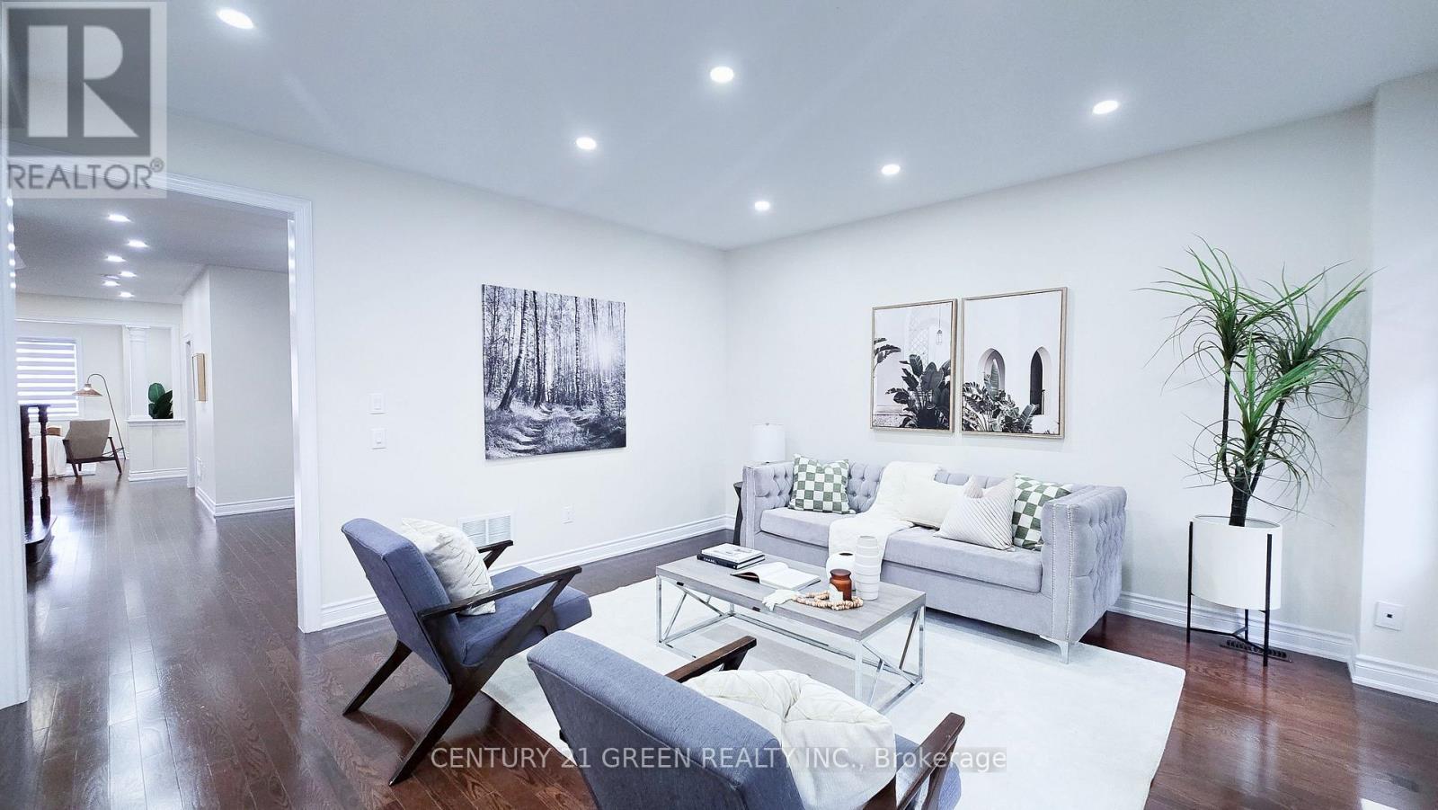 61 Magdalan Crescent, Richmond Hill, ON